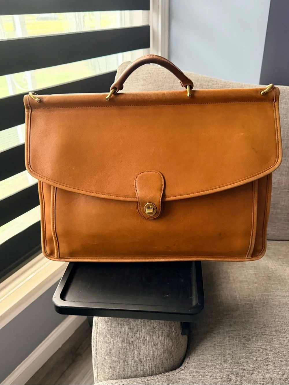 Vintage Coach Beekman 5266 Briefcase British Tan Glove Tanned Leather USA 1996